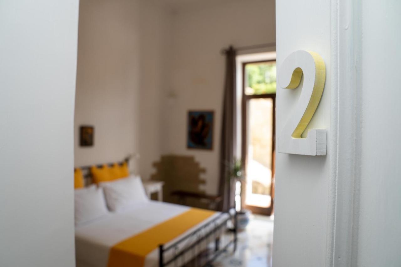Le Stanze Di Sissi - Luxury Suites เนเปิลส์ ภายนอก รูปภาพ
